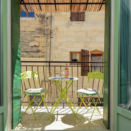 Maison Le Petit Balcon Beaucaire Beaucaire  Bagian luar foto